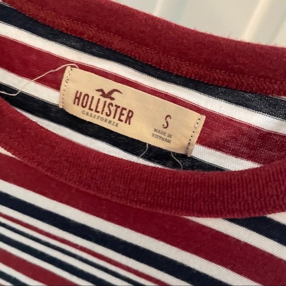 Hollister T - Picture 3 of 3